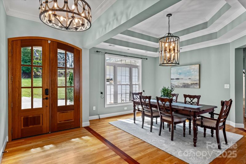 7012 Locke Dr, Sherrills Ford, NC 28673