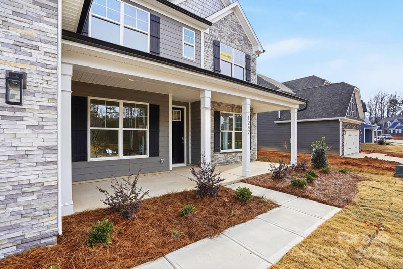 1247 Carrington Dr, Stanley, NC 28164