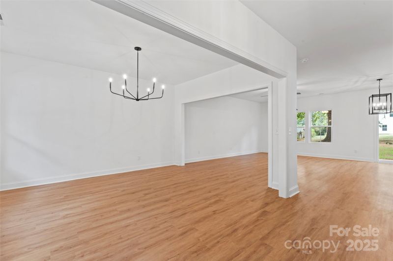 329 Henderson Cir, Harrisburg, NC 28075