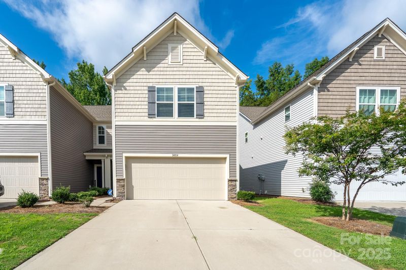14014 Clayborn St, Midland, NC 28107