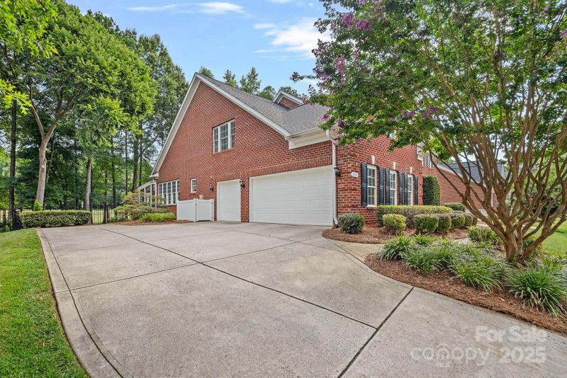 10434 Devonshire Dr, Huntersville, NC 28078