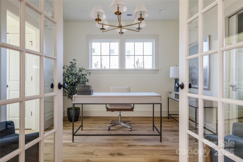 221 Davidson Gateway Dr, Davidson, NC 28036