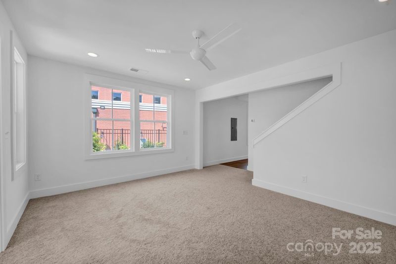 203 Davidson Gateway Dr, Davidson, NC 28036