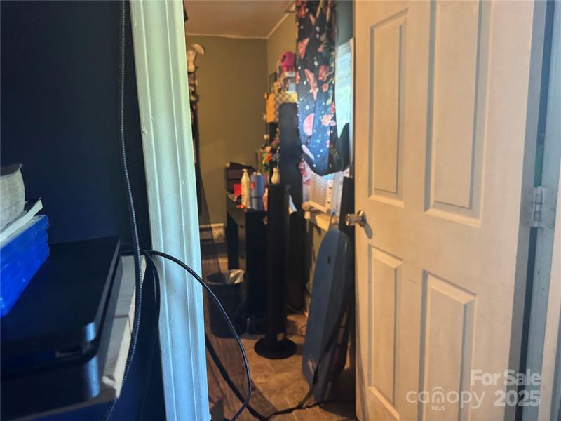 512 Elizabeth Dr, Gastonia, NC 28052