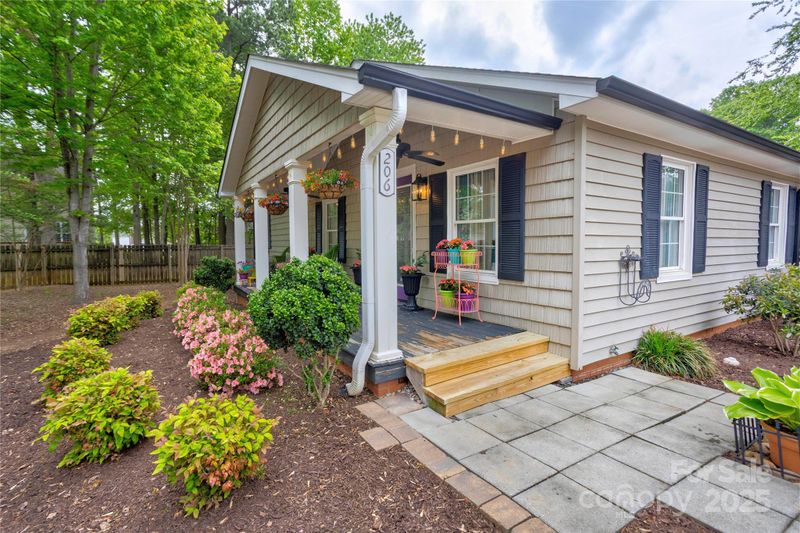 206 Coley St, Kannapolis, NC 28083