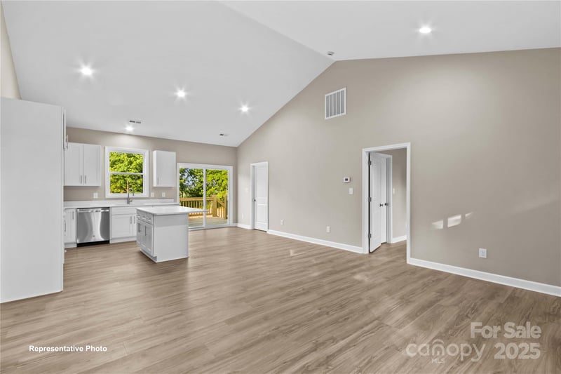986 Tabor Rd, Olin, NC 28660