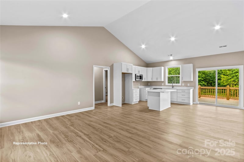 986 Tabor Rd, Olin, NC 28660