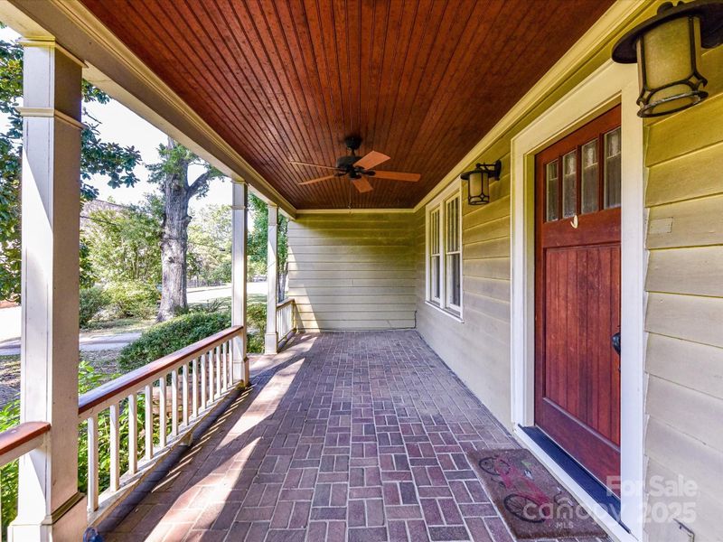 1119 Lomax Ave, Charlotte, NC 28211