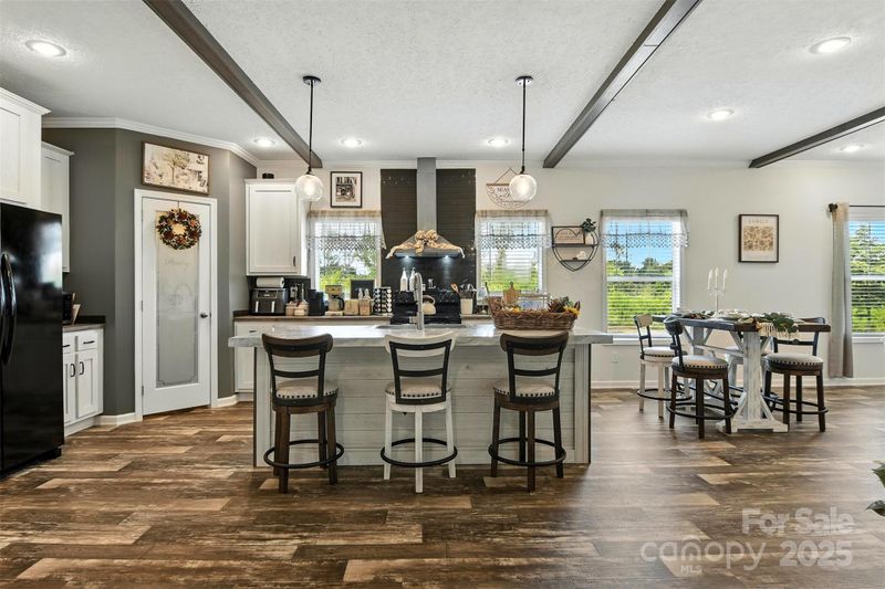 158 Semper Fidelis Rd, Olin, NC 28660