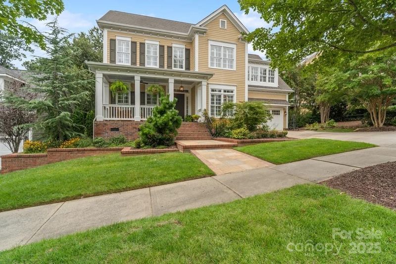 5510 Morris Hunt Dr, Fort Mill, SC 29708