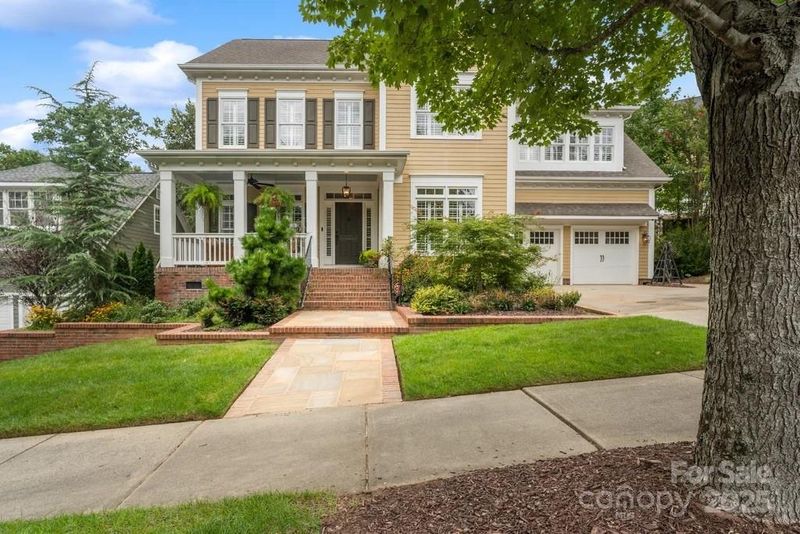 5510 Morris Hunt Dr, Fort Mill, SC 29708