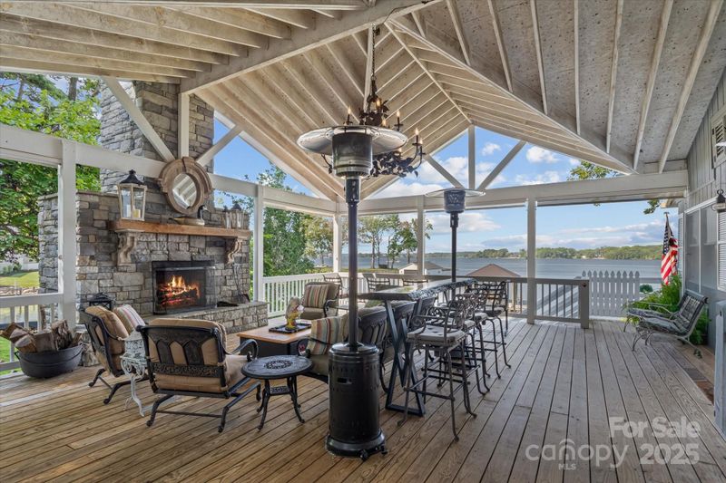 754 Lakeview Shores Loop, Mooresville, NC 28117