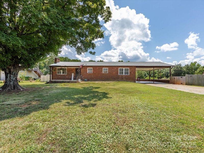 607 Old Mountain Rd, Statesville, NC 28677
