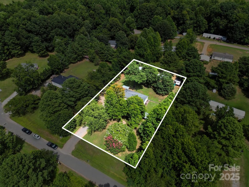 136 Morcroft Ln, Cleveland, NC 27013