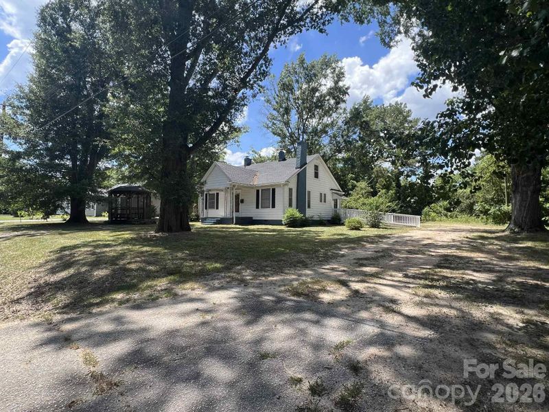 651 Still St, Chester, SC 29706