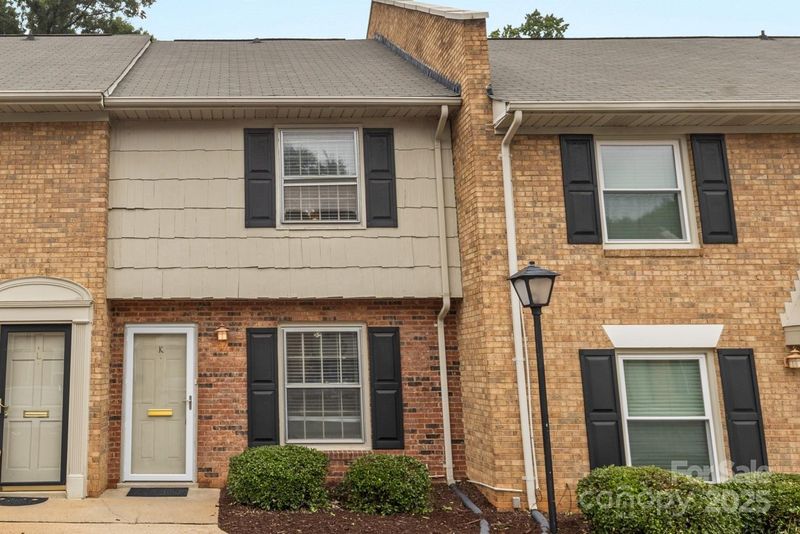 3720 Park Rd #K, Charlotte, NC 28209