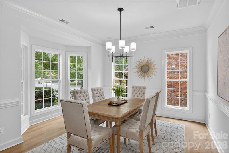 2416 River Oaks Dr, Waxhaw, NC 28173
