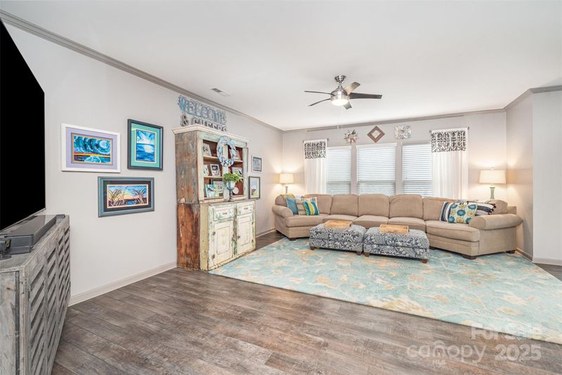 12404 Current Dr, Charlotte, NC 28278