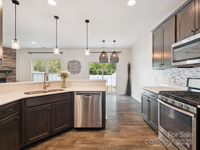 3161 Hartson Pointe Dr, Fort Mill, SC 29707