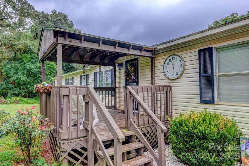 2006 Kollege Ln, Crouse, NC 28033