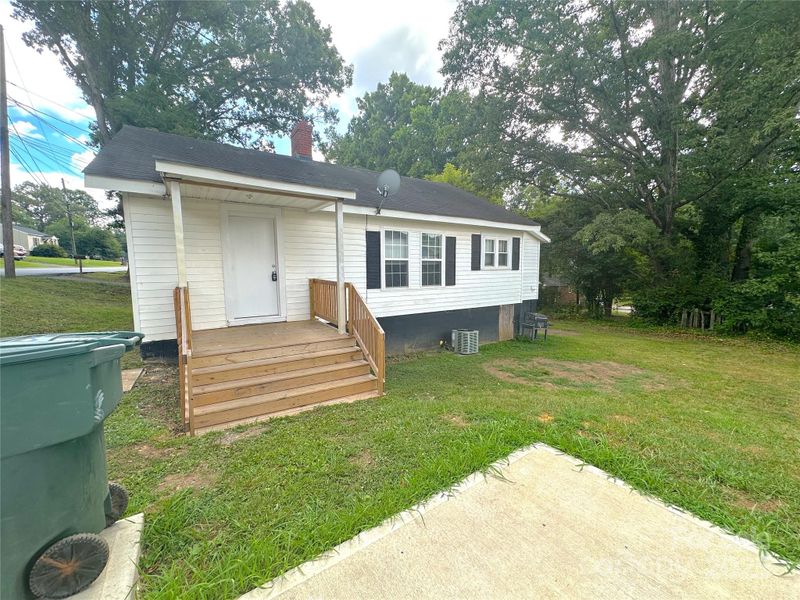 815 S Weldon St, Gastonia, NC 28052