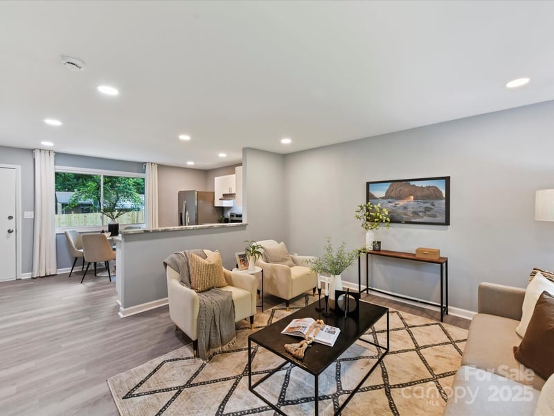2508 Carrington Ct, Charlotte, NC 28208