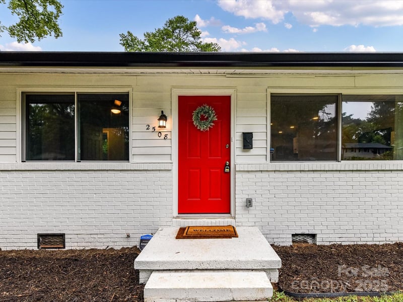 2508 Carrington Ct, Charlotte, NC 28208