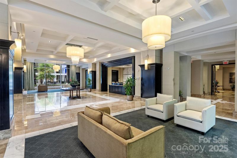 230 S Tryon St #403, Charlotte, NC 28202