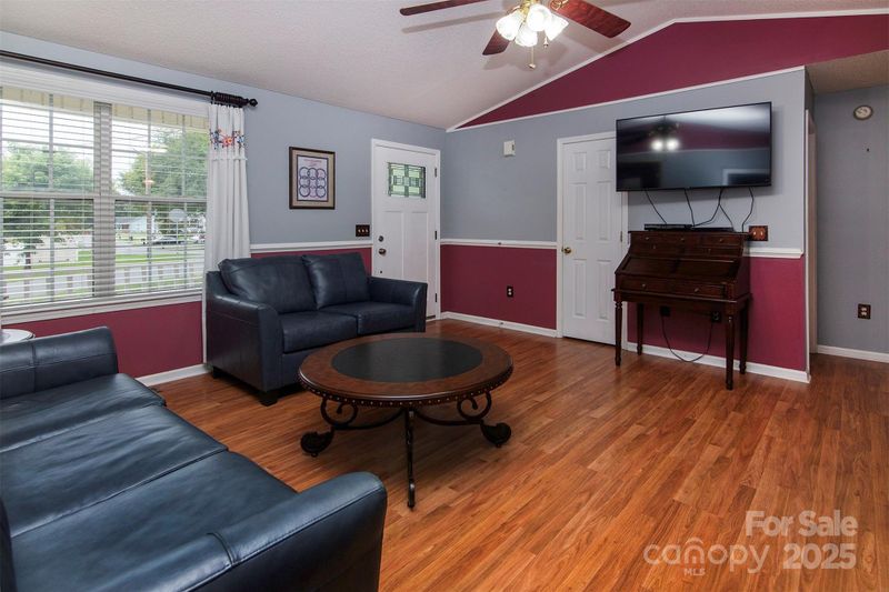 1713 Bernard Ave, Kannapolis, NC 28083