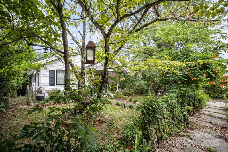 310 E 3rd Ave, Gastonia, NC 28054