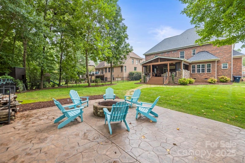 7791 Oak Haven Ln, Stanley, NC 28164