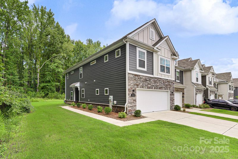 254 Quinn Rd, Matthews, NC 28104