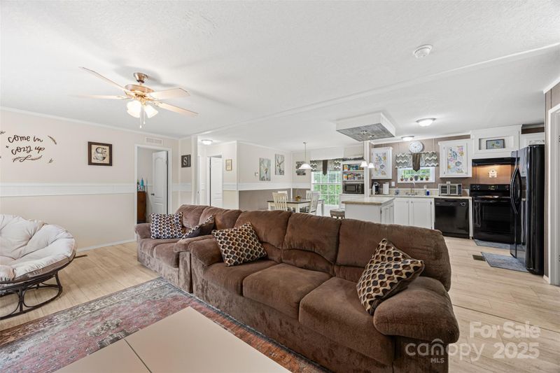 2722 Ballindam Rd, Chester, SC 29706