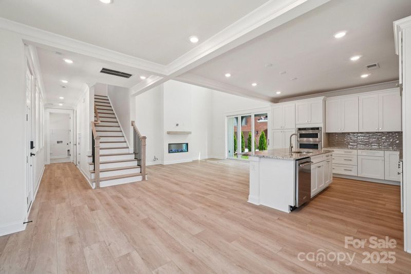908 Coast Dr, Tega Cay, SC 29708