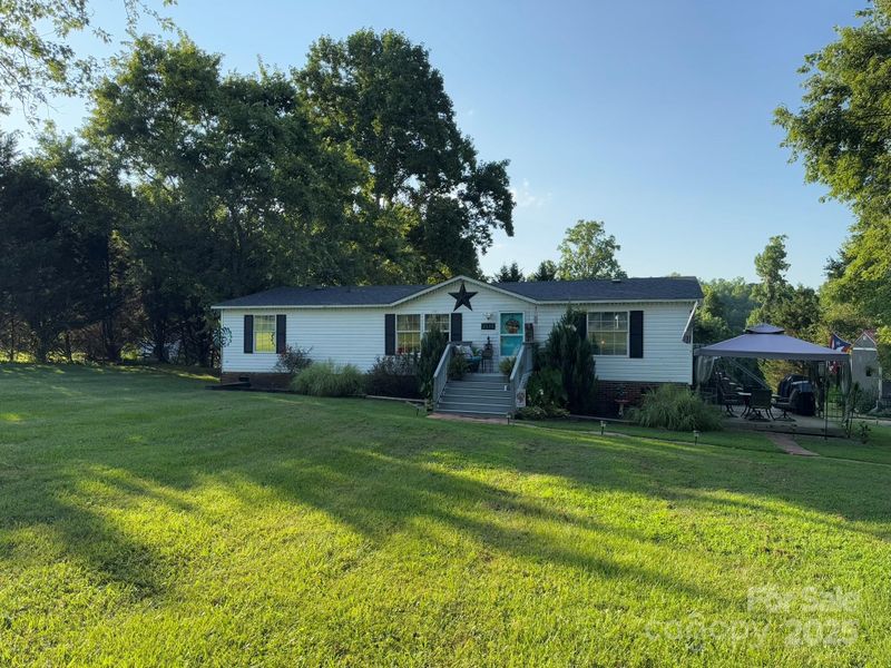 2110 Old Latter Rd, Newton, NC 28658