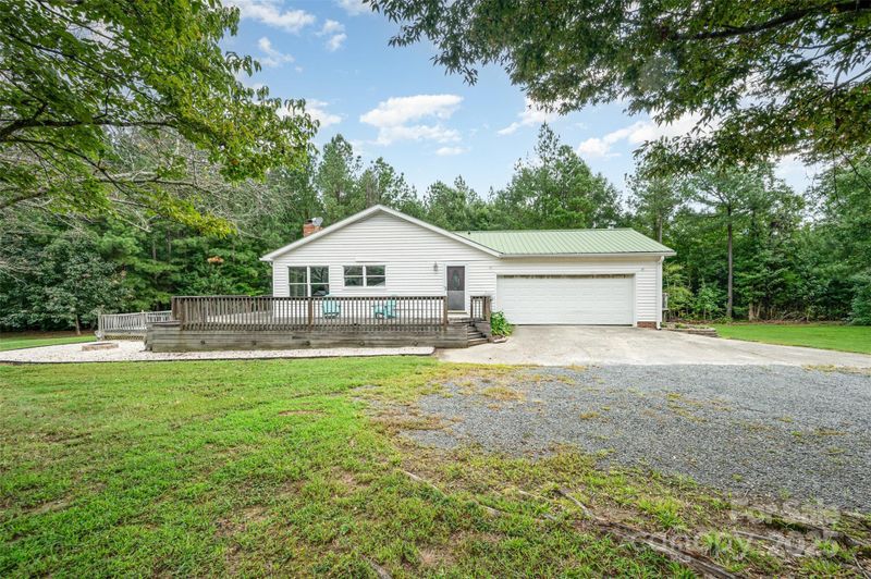 2370 Mount Pleasant Rd S, Mount Pleasant, NC 28124