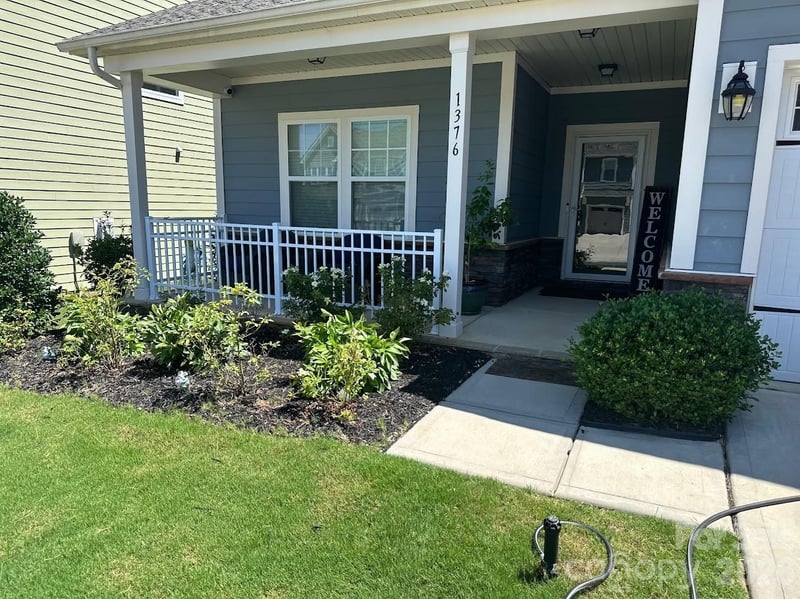 1376 Whistling Ln, York, SC 29745