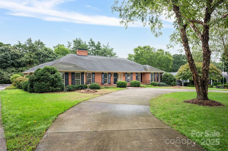 4815 Sentinel Post Rd, Charlotte, NC 28226