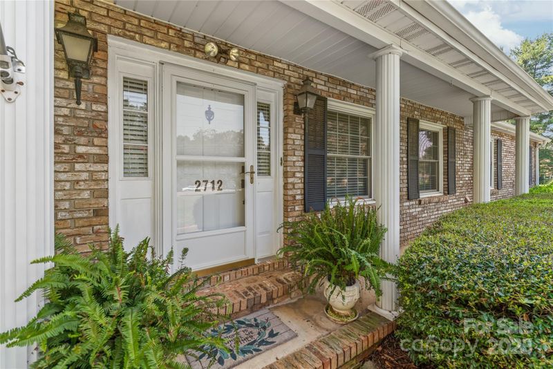 2712 Beaty Rd, Gastonia, NC 28056