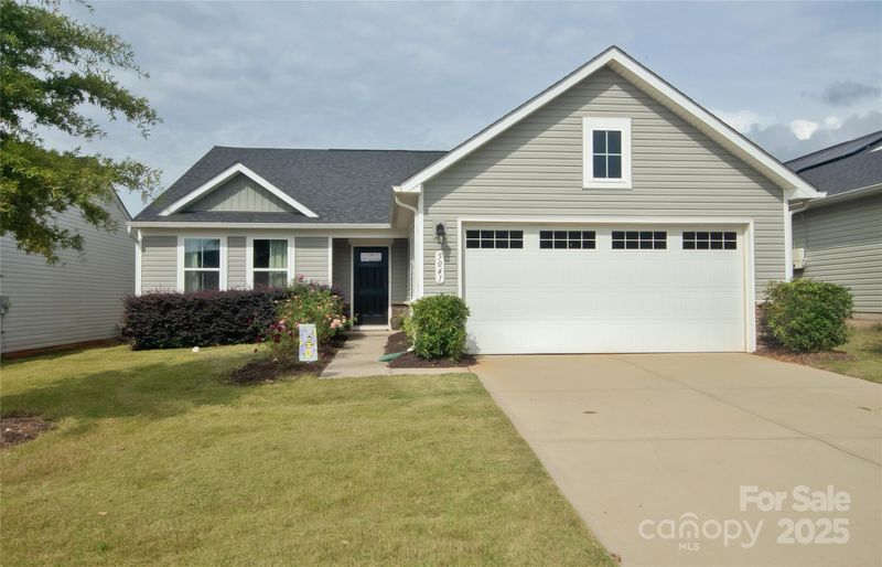 5041 Macvittie Ln, Charlotte, NC 28214