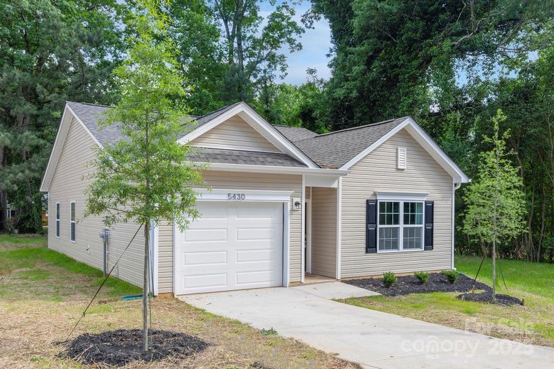 101 W 9th Ave, Gastonia, NC 28052