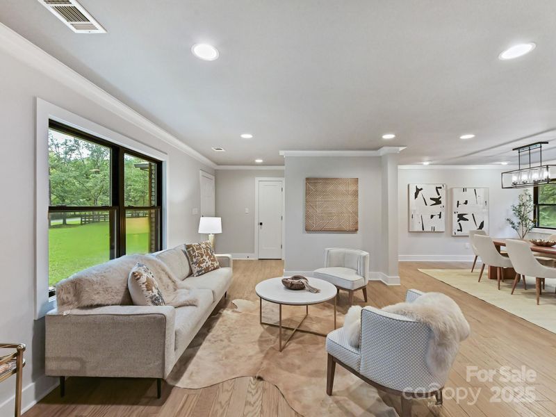 209 Falcon Dr, Concord, NC 28025