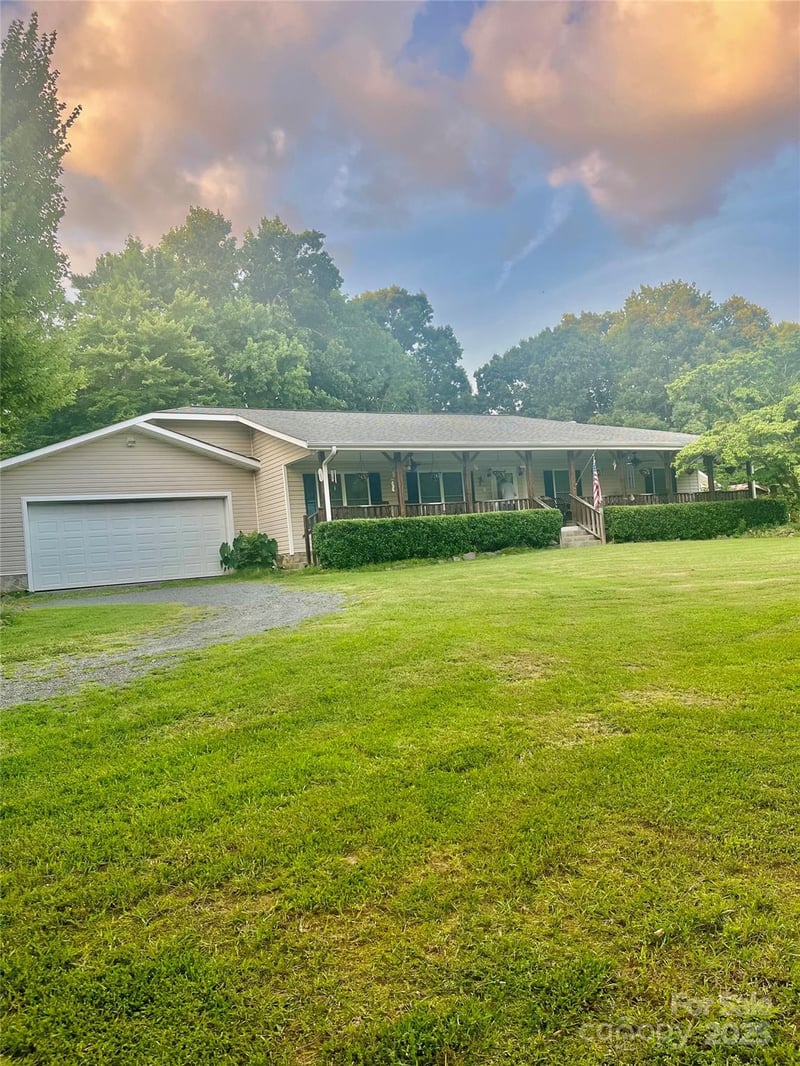16415 Capps Rd, Charlotte, NC 28278