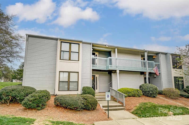 11039 Harrowfield Rd, Charlotte, NC 28226