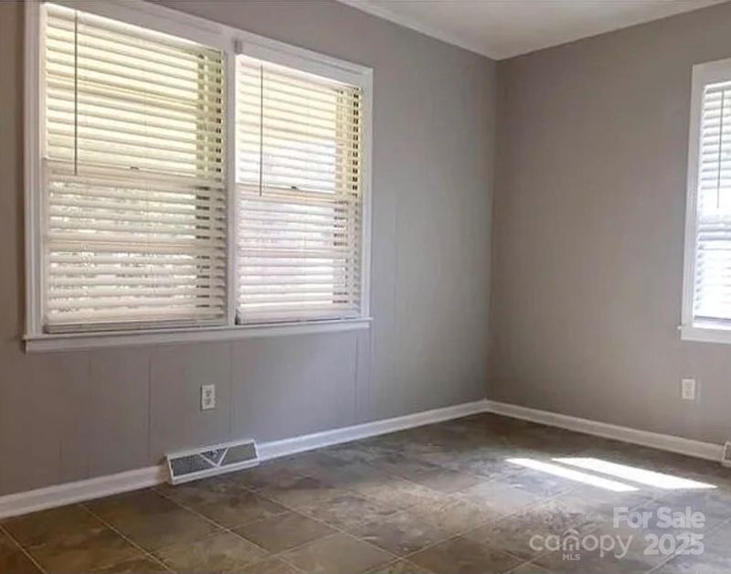 816 Alexander St, Statesville, NC 28677