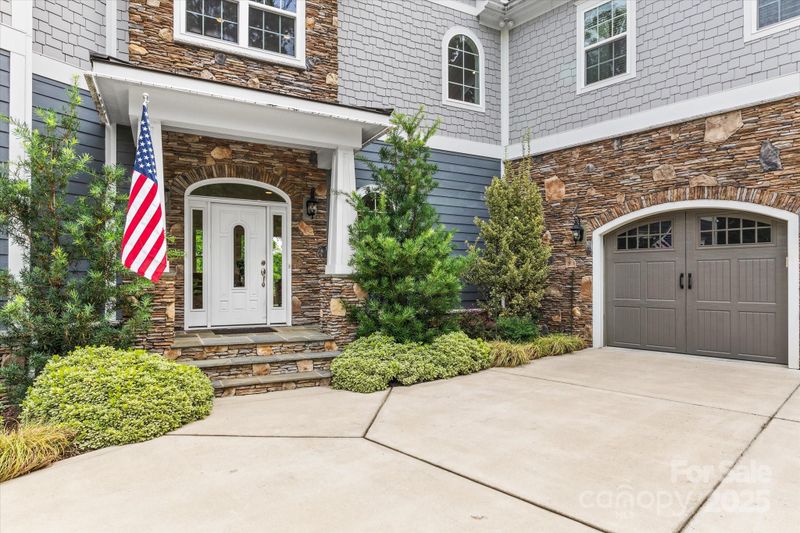 159 Montclair Dr, Mooresville, NC 28117