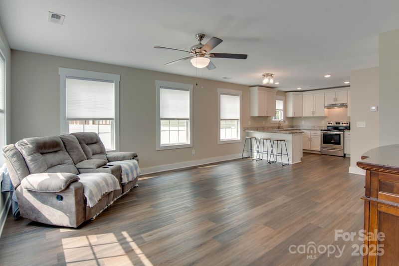 2661 N Ashe Ave, Newton, NC 28658