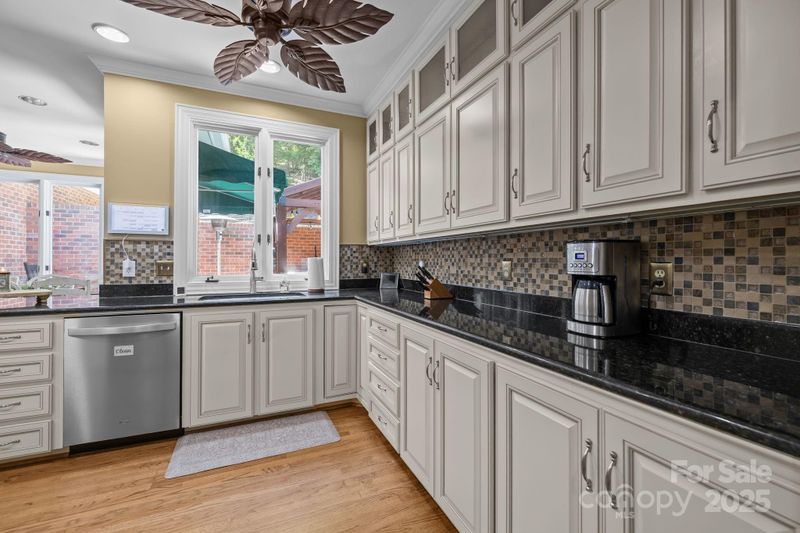403 Maymont Dr, Cramerton, NC 28032