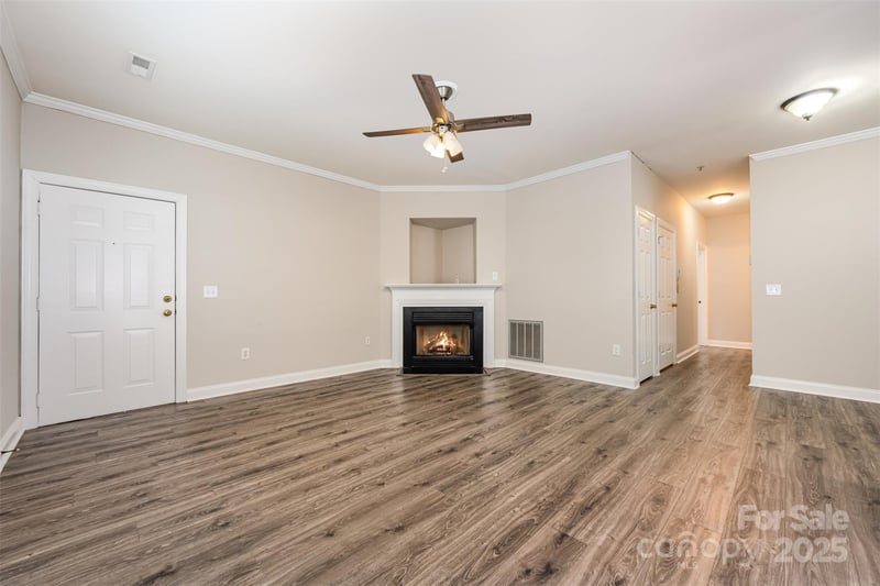 21252 Hickory St, Cornelius, NC 28031