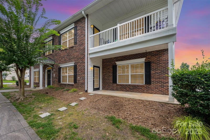 21252 Hickory St, Cornelius, NC 28031